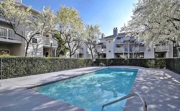 2BR/3BA Condo on Walden Road · Walnut Creek photo 1