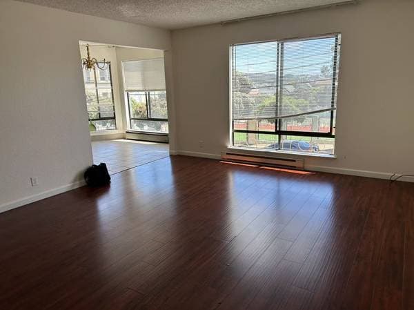 2BR/1BA Apartment · San Francisco photo 5
