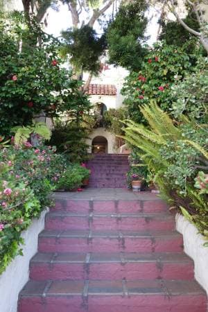 0BR/1BA Apartment on Cleveland Street · Oakland photo 3