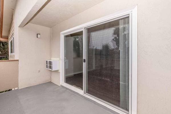 2BR/2BA Apartment on Central Avenue · Fremont photo 5