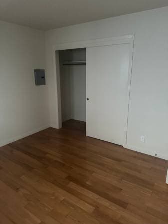 2BR/1BA Apartment · Burlingame photo 2