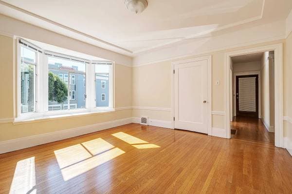 1BR/1BA Single Family House · San Francisco photo 3