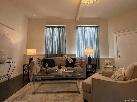 2BR/1BA Apartment on 18th St · San Francisco photo 2