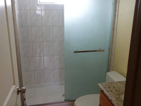 Welcome To This Bright And Well-maintained One Bed/one Bath Condo photo 5