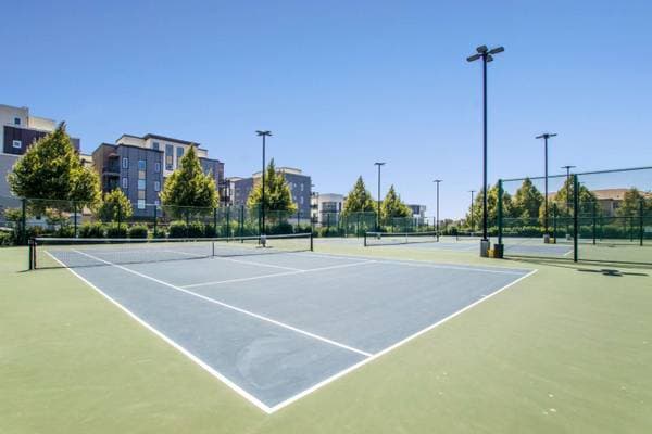 1BR/2BA Townhouse on Cherry Circle · Milpitas photo 2