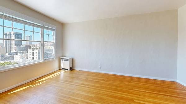0BR/1BA Apartment on California St · San Francisco photo 4