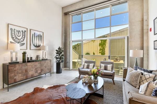 1BR/2BA Loft · San Francisco photo 3