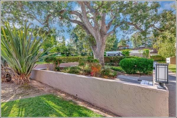 1BR/1BA Condo · Menlo Park photo 1