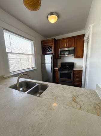 1565 Washington photo 3