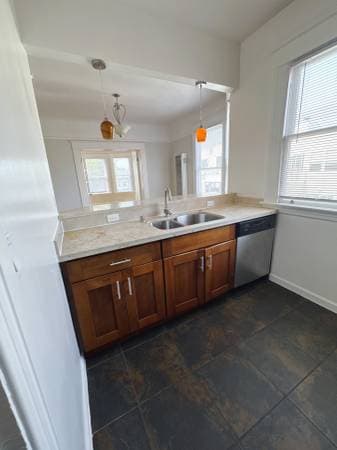 1565 Washington photo 4