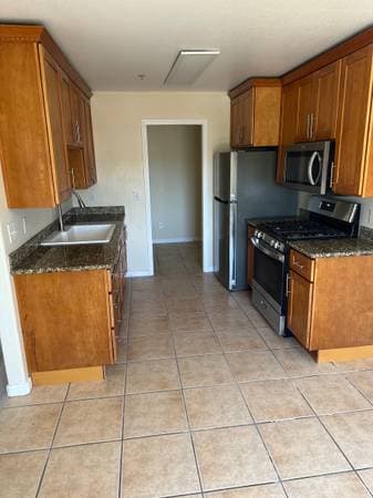 2BR/2BA Apartment · Richmond photo 1