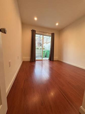 2BR/1BA Single Family House on Sweeny St · San Francisco photo 1