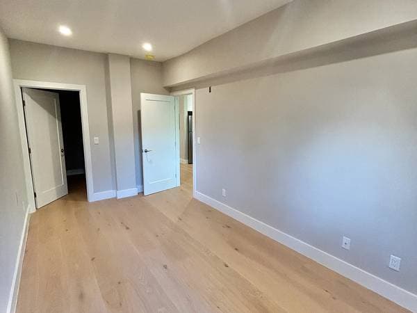 Modern and Stylish Elmwood Apartment photo 5