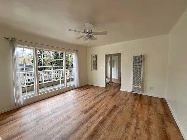 2BR/1BA Duplex on Forest Dr · Aptos photo 2