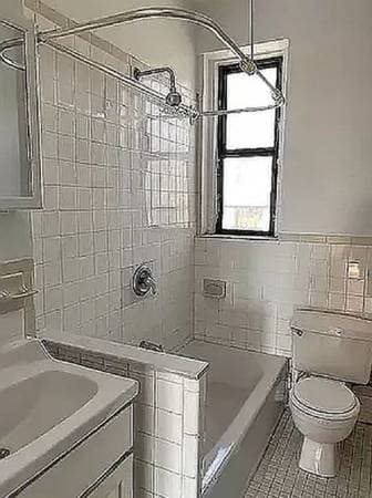 1BR/1BA Apartment on Horton Ave · New Rochelle photo 3