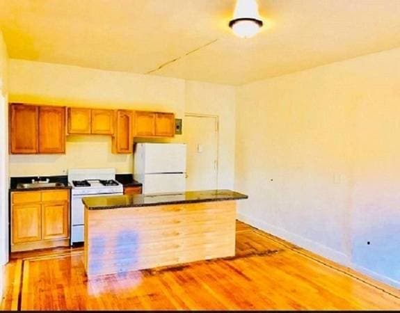 1BR/1BA Single Family House · Berkeley photo 2