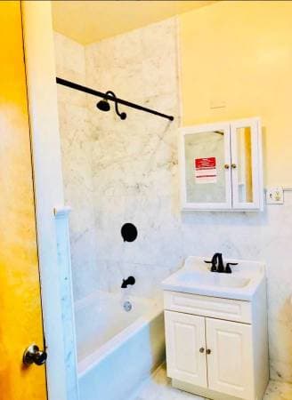 1BR/1BA Single Family House · Berkeley photo 4
