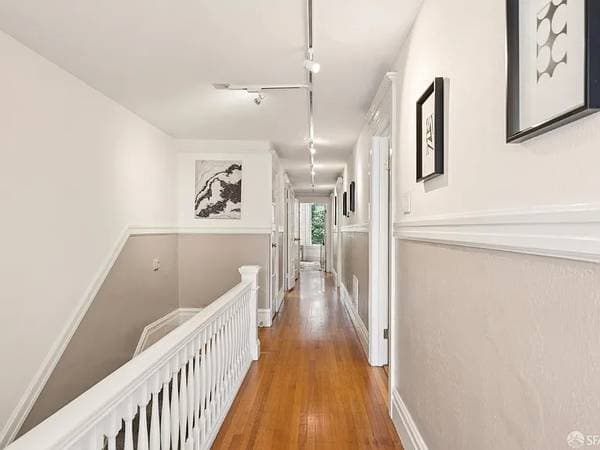 2BR/1BA Flat on Belvedere St · San Francisco photo 2