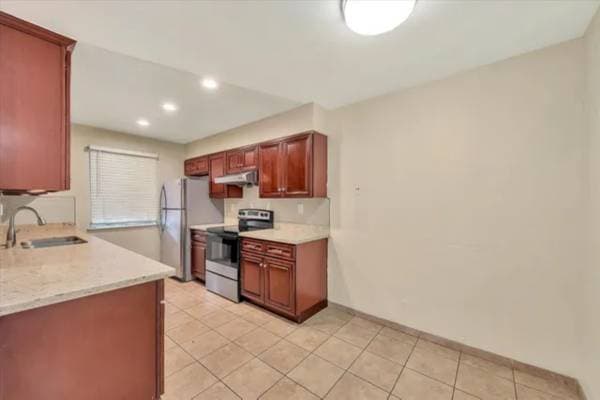 2BR/1BA Single Family House on Mcquesten Dr · San Jose photo 1