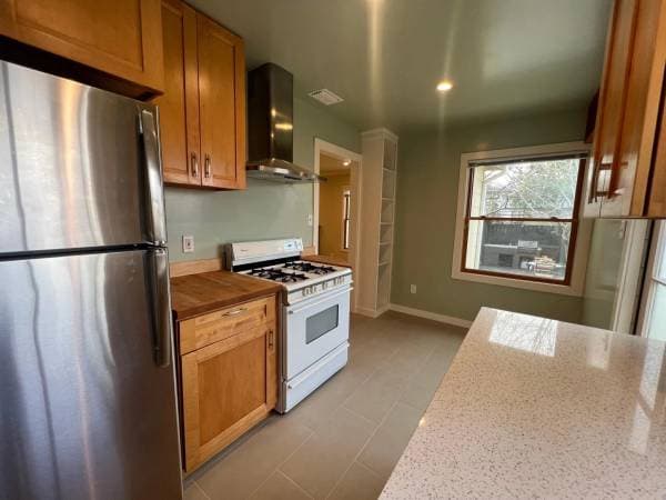 1BR/1BA Duplex · Berkeley photo 4