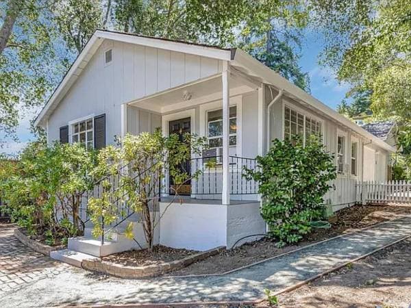 2BR/1BA Single Family House · Los Gatos photo 3