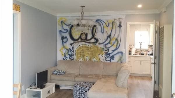 3BR/1BA Apartment · Berkeley photo 2