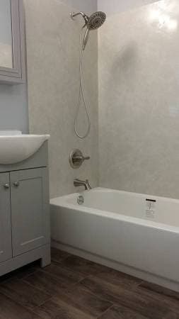 3BR/1BA Apartment · Berkeley photo 3
