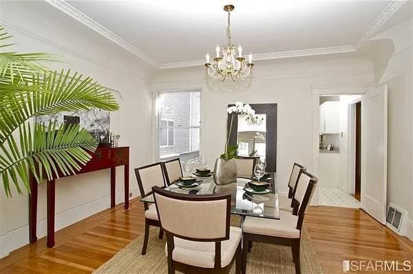 1BR/1BA Flat on Mallorca Way · San Francisco photo 3