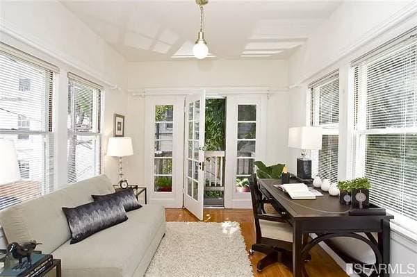 1BR/1BA Flat on Mallorca Way · San Francisco photo 4