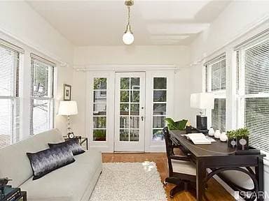 1BR/1BA Flat on Mallorca Way · San Francisco photo 5