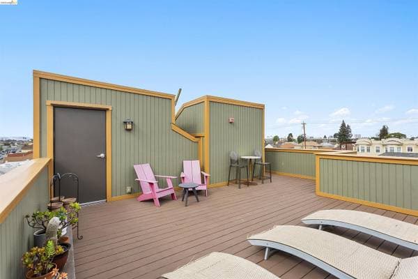 2BR/1BA Apartment on San Pablo · Oakland photo 4