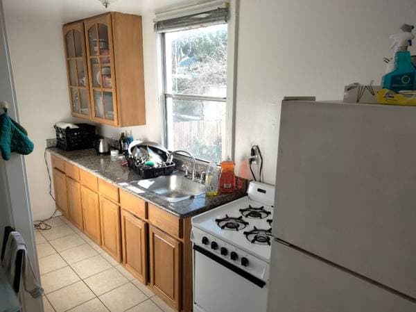 1BR/1BA Single Family House on Martin Luther King Junior Way · Berkeley photo 4