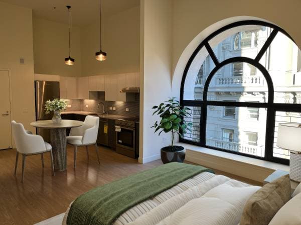 0BR/1BA Apartment · San Francisco photo 1