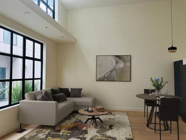 0BR/1BA Apartment · San Francisco photo 1