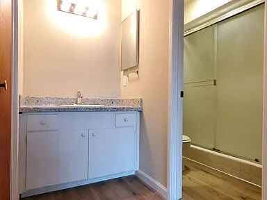 2BR/2BA Apartment · Santa Clara photo 2