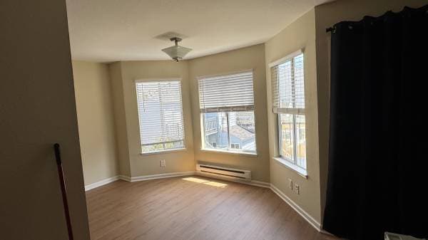 2BR/2BA Apartment on Diamond St · San Francisco photo 4