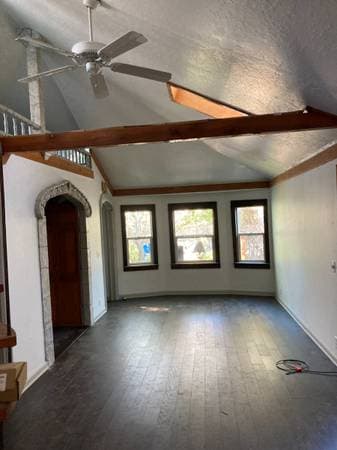 2BR/1BA Single Family House · Santa Cruz photo 5