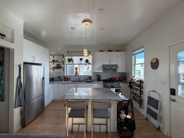 2BR/1BA Duplex · San Francisco photo 4