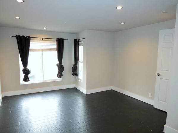 2BR/2BA Townhouse on Scott Aly · San Francisco photo 2