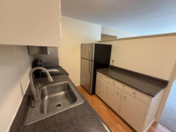 1BR/1BA Apartment on E. Market St. · Daly City photo 4