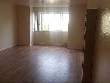 2BR/1BA Apartment on School St · Daly City photo 3