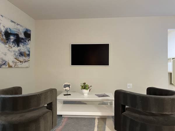 3BR/1BA Apartment · Fairfax photo 4