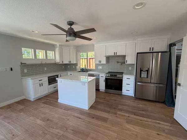 Modern Concord Townhouse 3/2.5 near BART  Downtown photo 2
