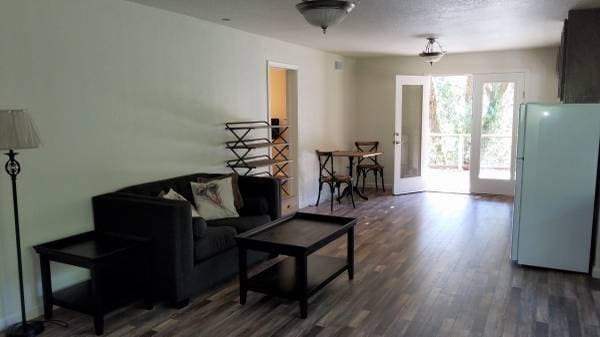 0BR/1BA In Law Adu on Argonne Way · Forestville photo 1