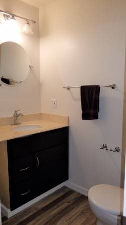 0BR/1BA In Law Adu on Argonne Way · Forestville photo 4