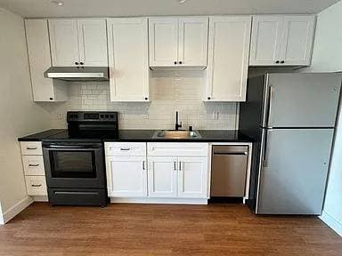 3BR/1BA Single Family House on Wawona St · San Francisco photo 1