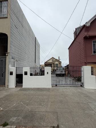 3BR/3BA Single Family House on 26th Avenue · San Francisco photo 1