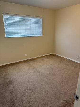 2BR/1BA Apartment on Burbank Drive · Santa Clara photo 3