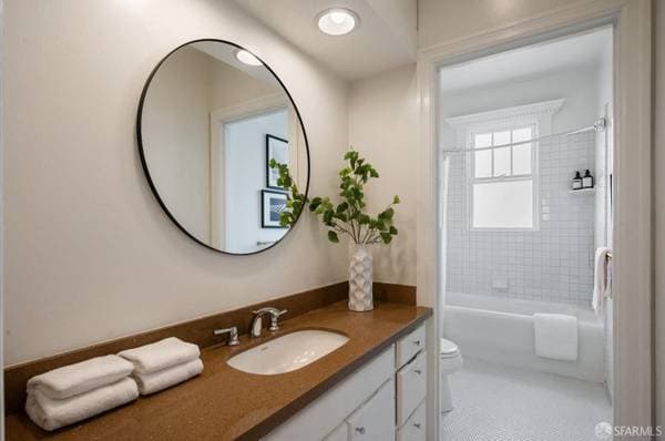 1BR/1BA Condo on Francisco St · San Francisco photo 3