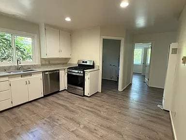 2BR/1BA Single Family House on Benicia Dr · Santa Rosa photo 1